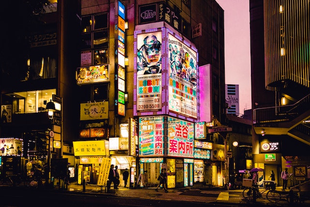 伊春寻找学术平衡：留学日本如何处理学业与生活